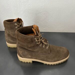 Timberland Dark Olive/ Clear bottom 6 inch boots